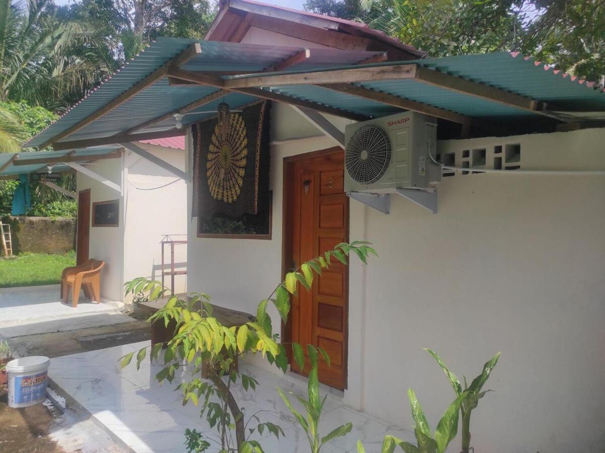 Air Manis Secret Surfcamp Apartment Taluk Batung Exterior photo